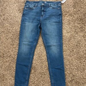 Old Navy Women's Skinny Jeans in Deep Blue